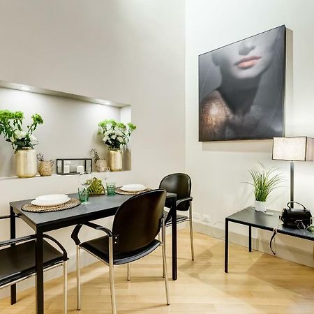 Апартаменты Trevi Chic House Рим Экстерьер фото