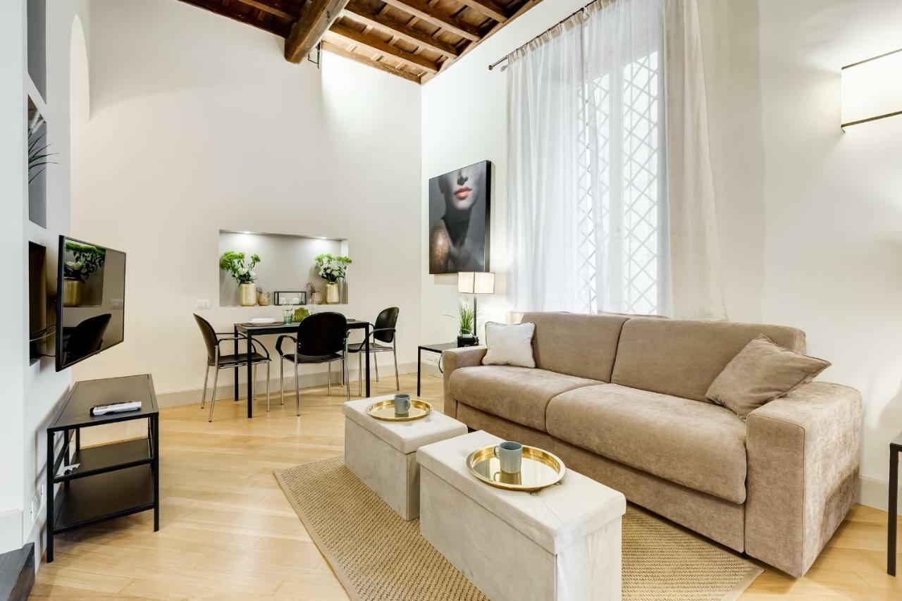 Апартаменты Trevi Chic House Рим Экстерьер фото