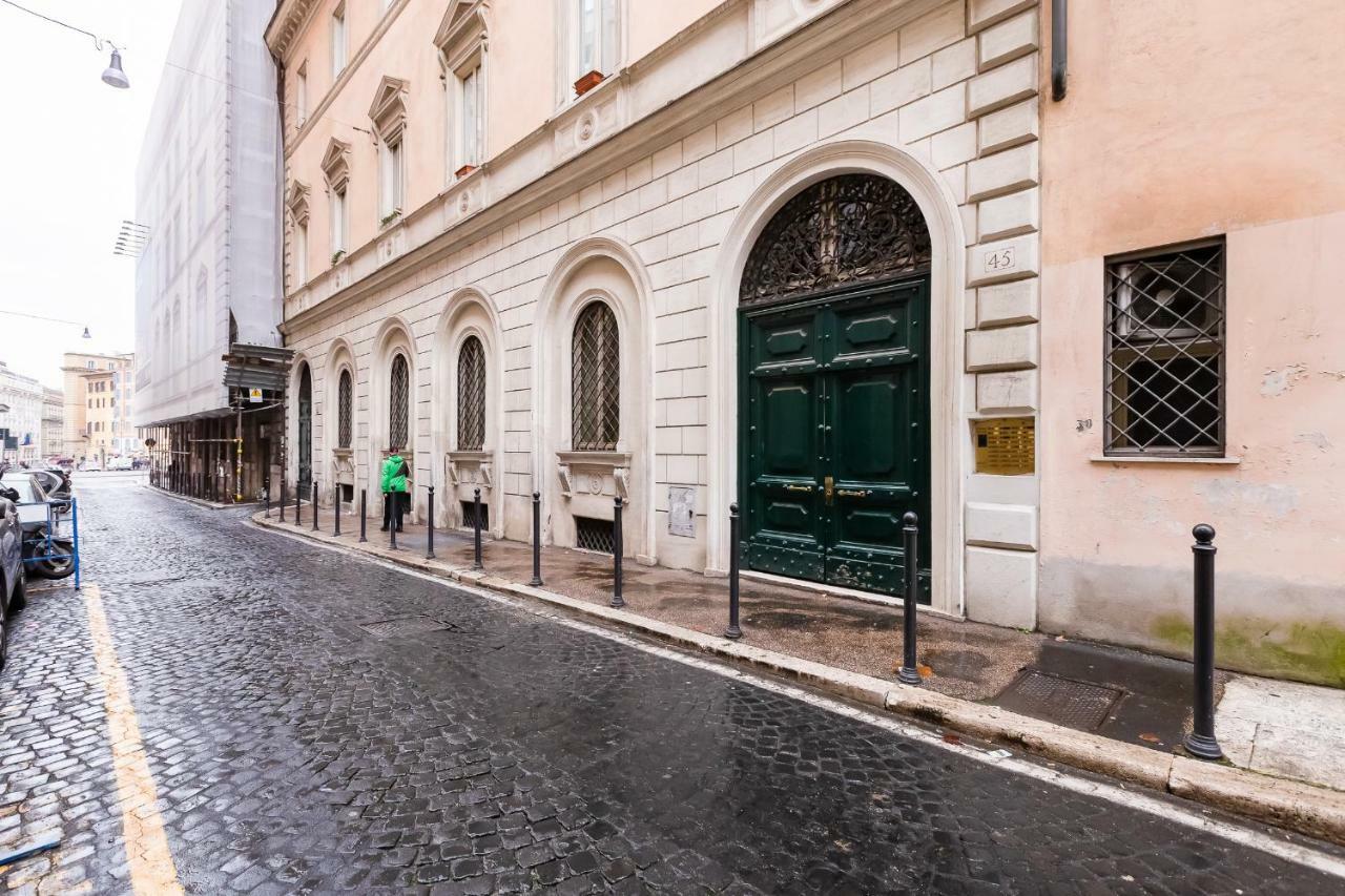 Апартаменты Trevi Chic House Рим Экстерьер фото